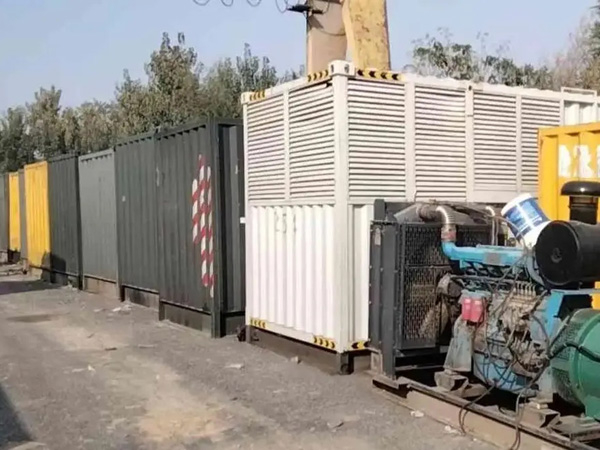 峄城200KW柴油发电机机组每小时油耗是多少?